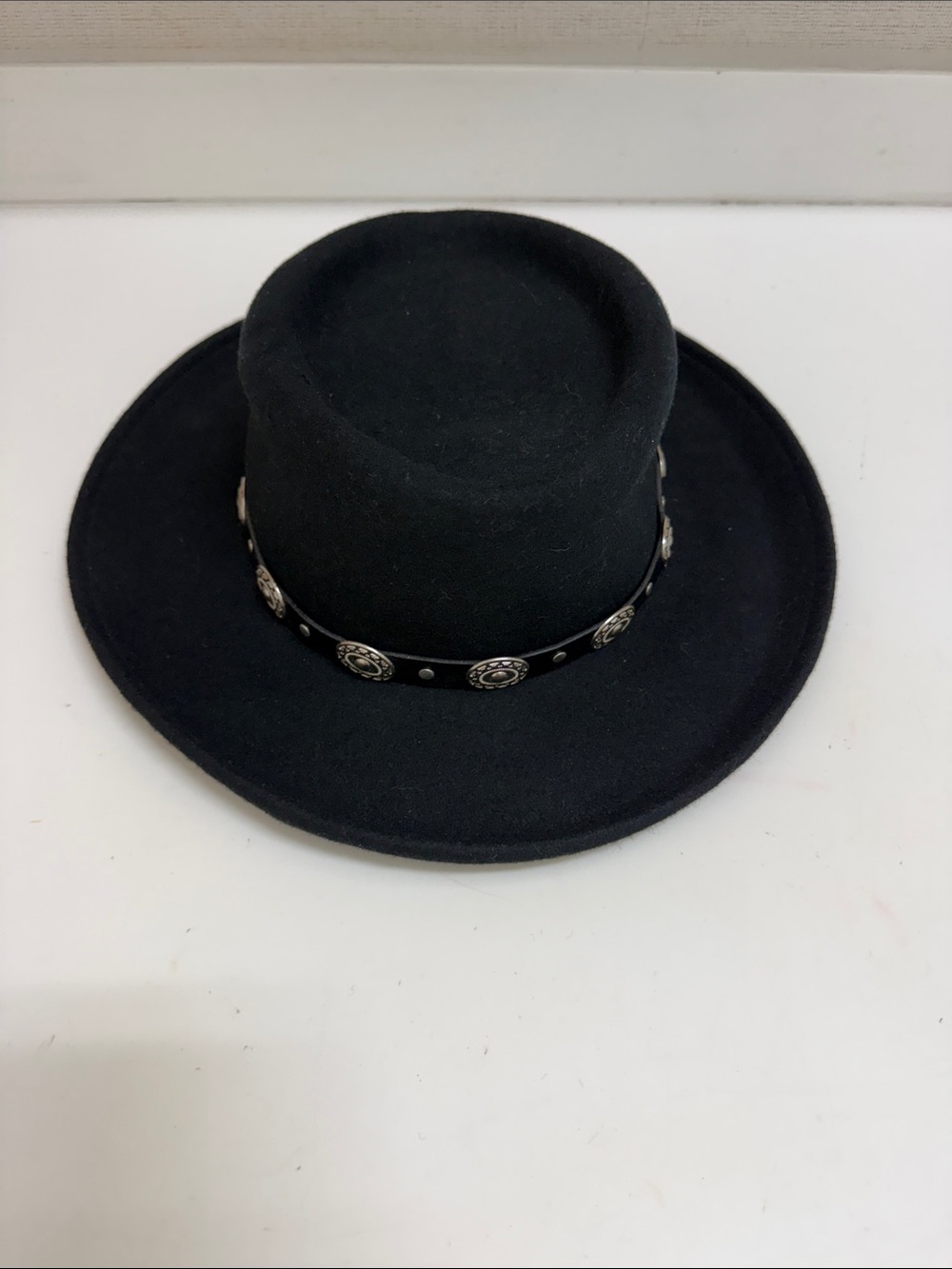 Eddy Black Wool Western Style Hat with Decorative Conchos